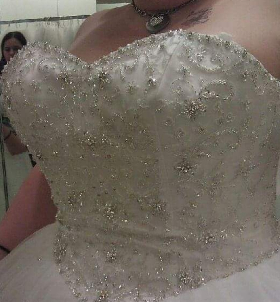 Wedding dress (used)